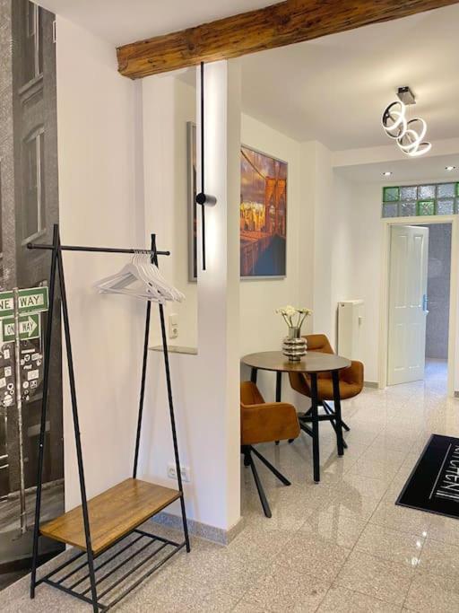 באמברג Cozy, Neu, Modern Apartment מראה חיצוני תמונה